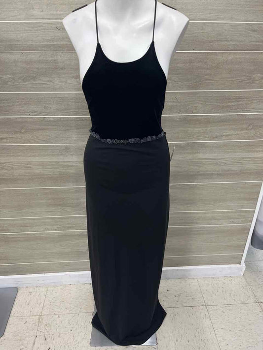Size S/M Black Womens Dress