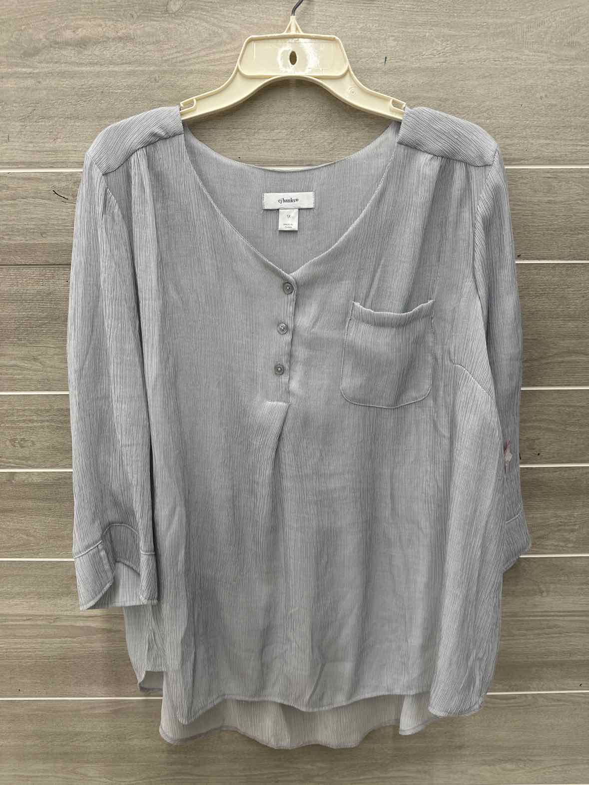 CJ Banks Size 1X Gray Plus Shirt