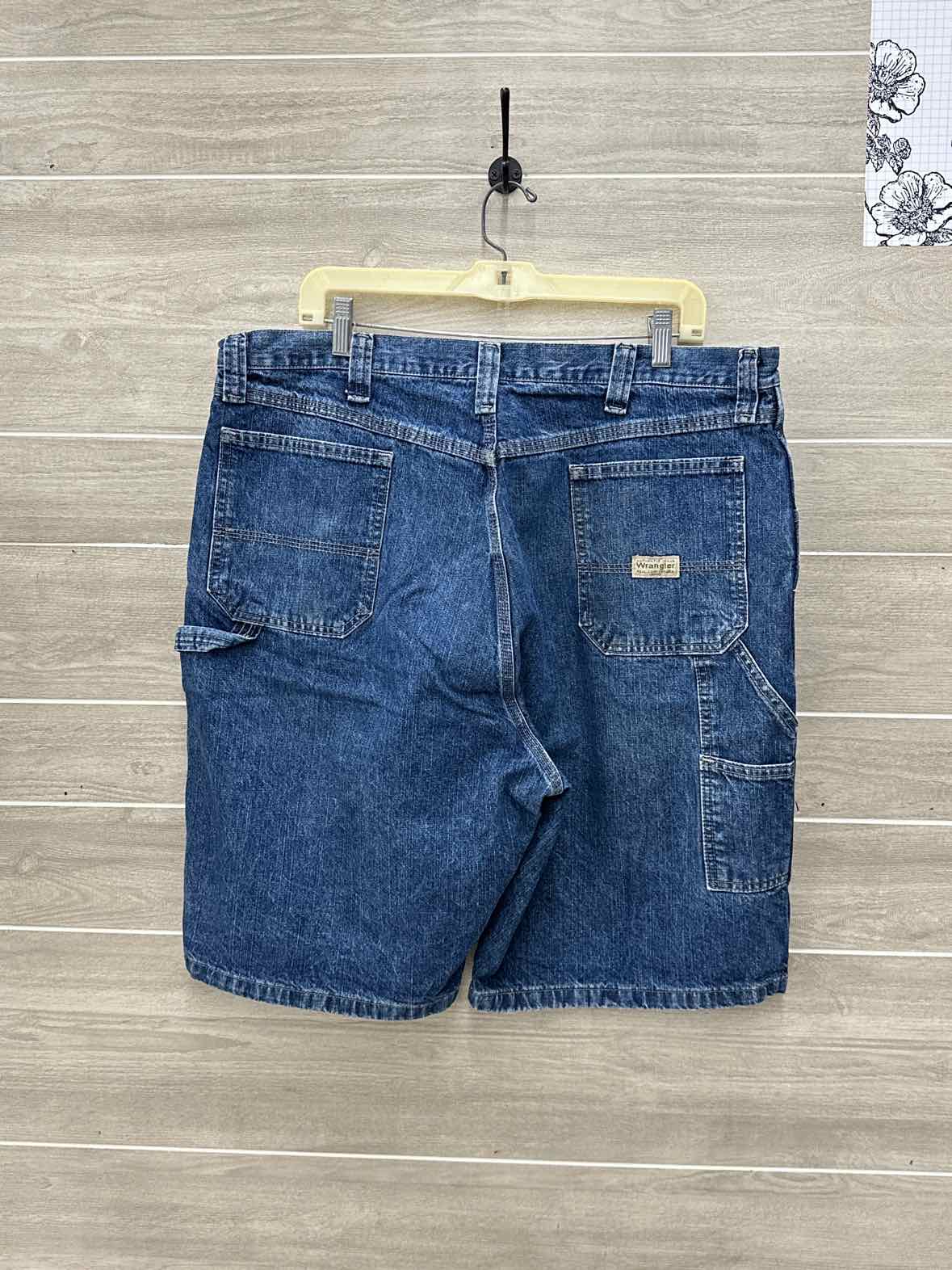 Wrangler Size 40 Men Mens Shorts