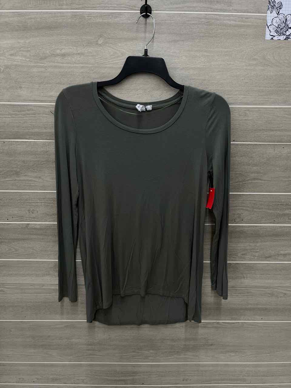 Cable & Gauge Olive Womens Women Size M Shirt