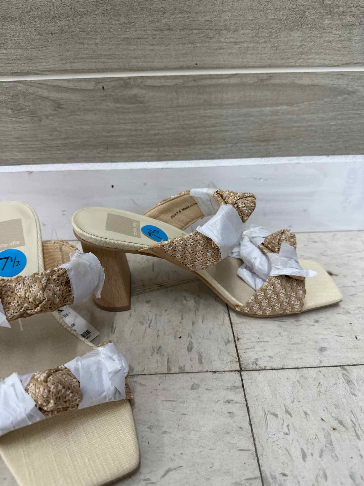 7.5 Dolce Vita Tan Womens Women Size 7.5 Sandals