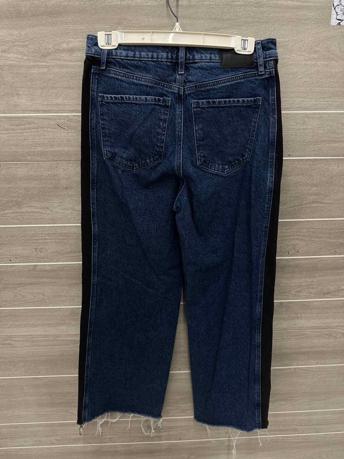 Express Size 8 Short Blue Womens Jeans