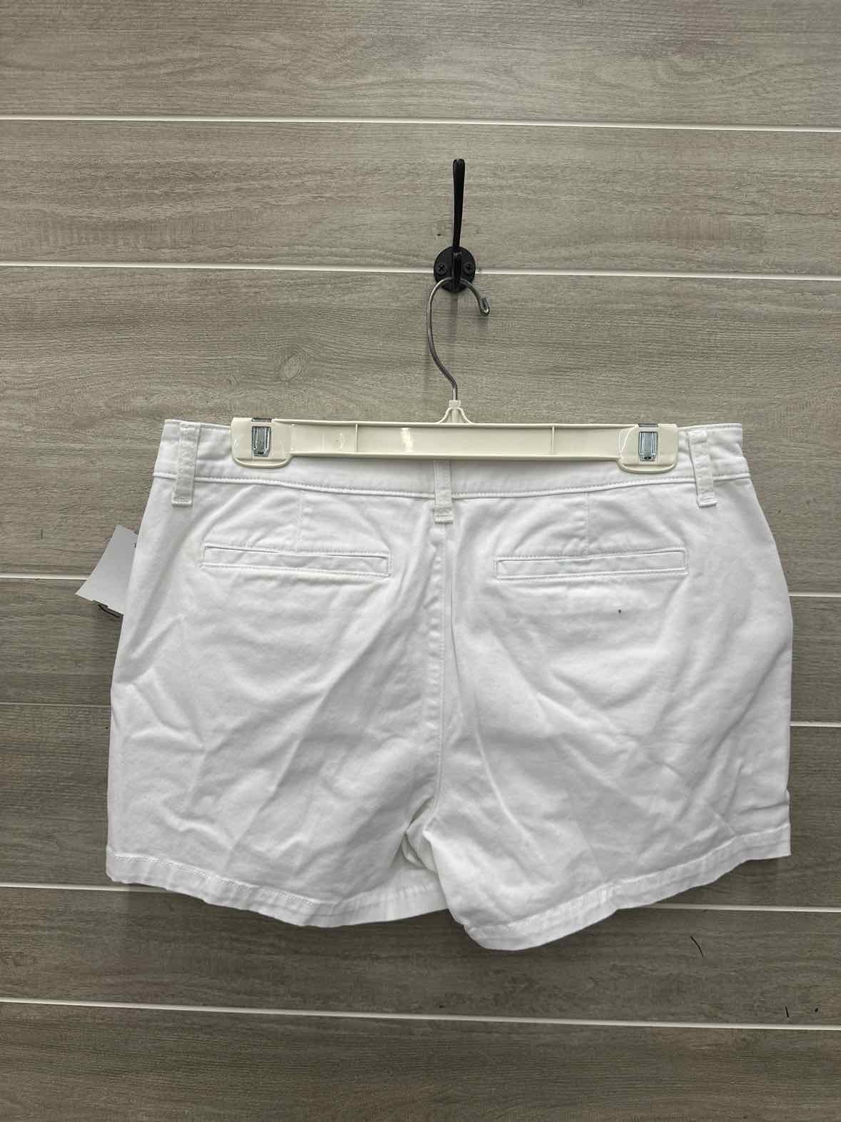 ANA Size 8 White Womens Shorts