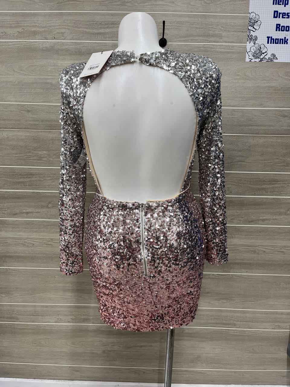 Hello Molly Silver Womens Women Size 8 Gown/Evening Wear