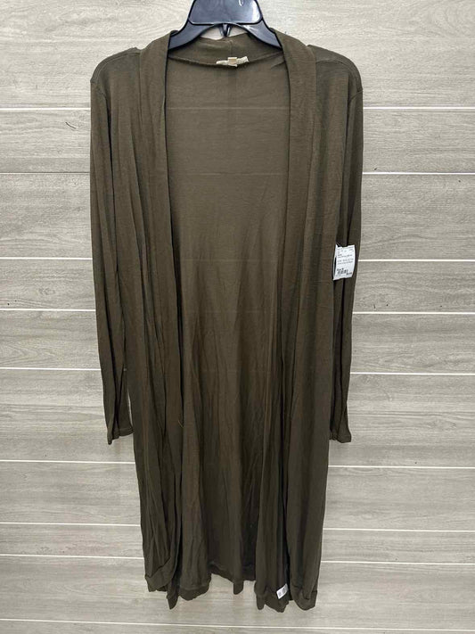 Zenana Size M Olive Womens Shirt