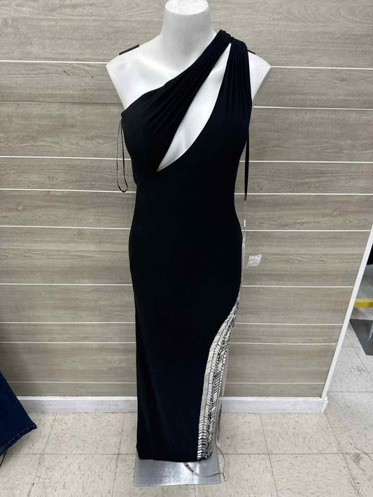 MAC DUGGAL Size 2 Black Womens Gown/Evening Wear