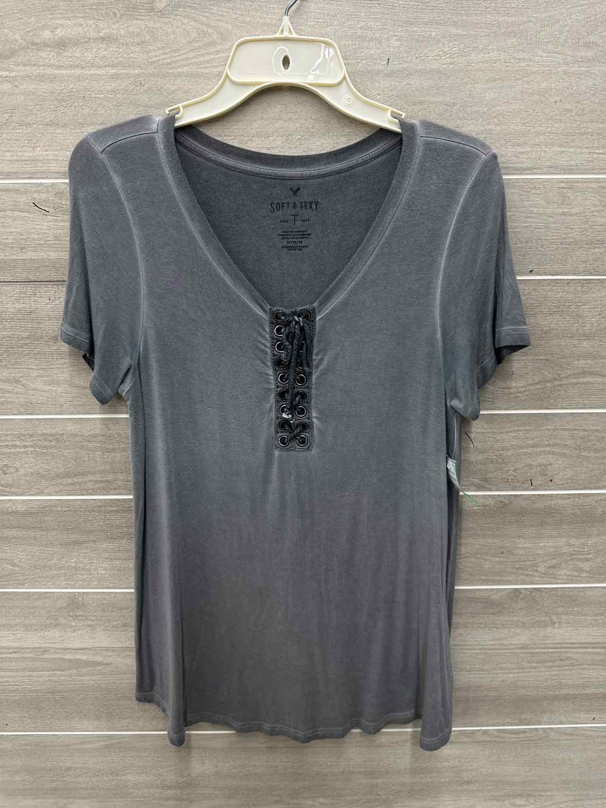 American Eagle Size M Gray Womens Shirt