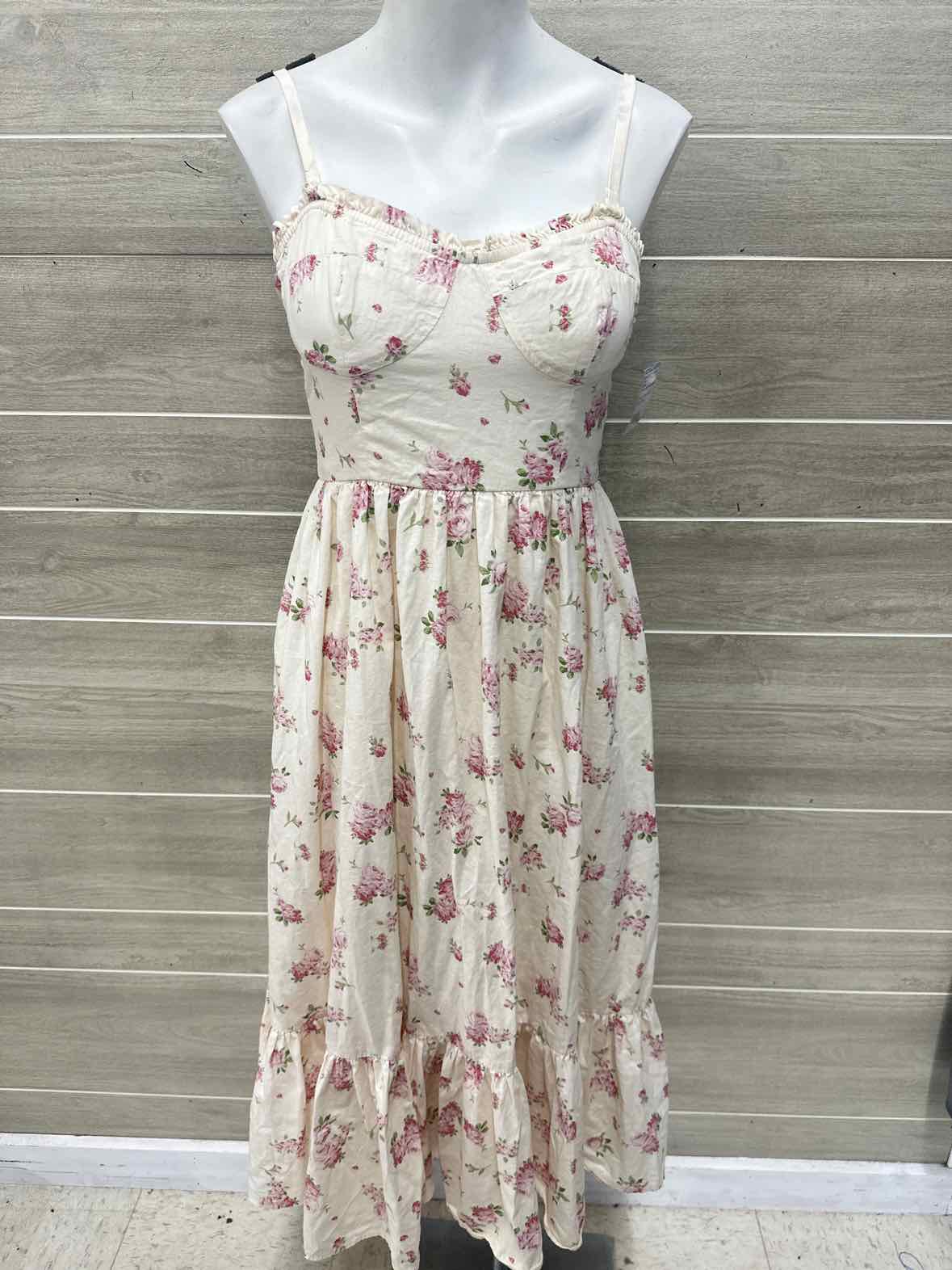 Storia Size 4/6 Cream Womens Dress