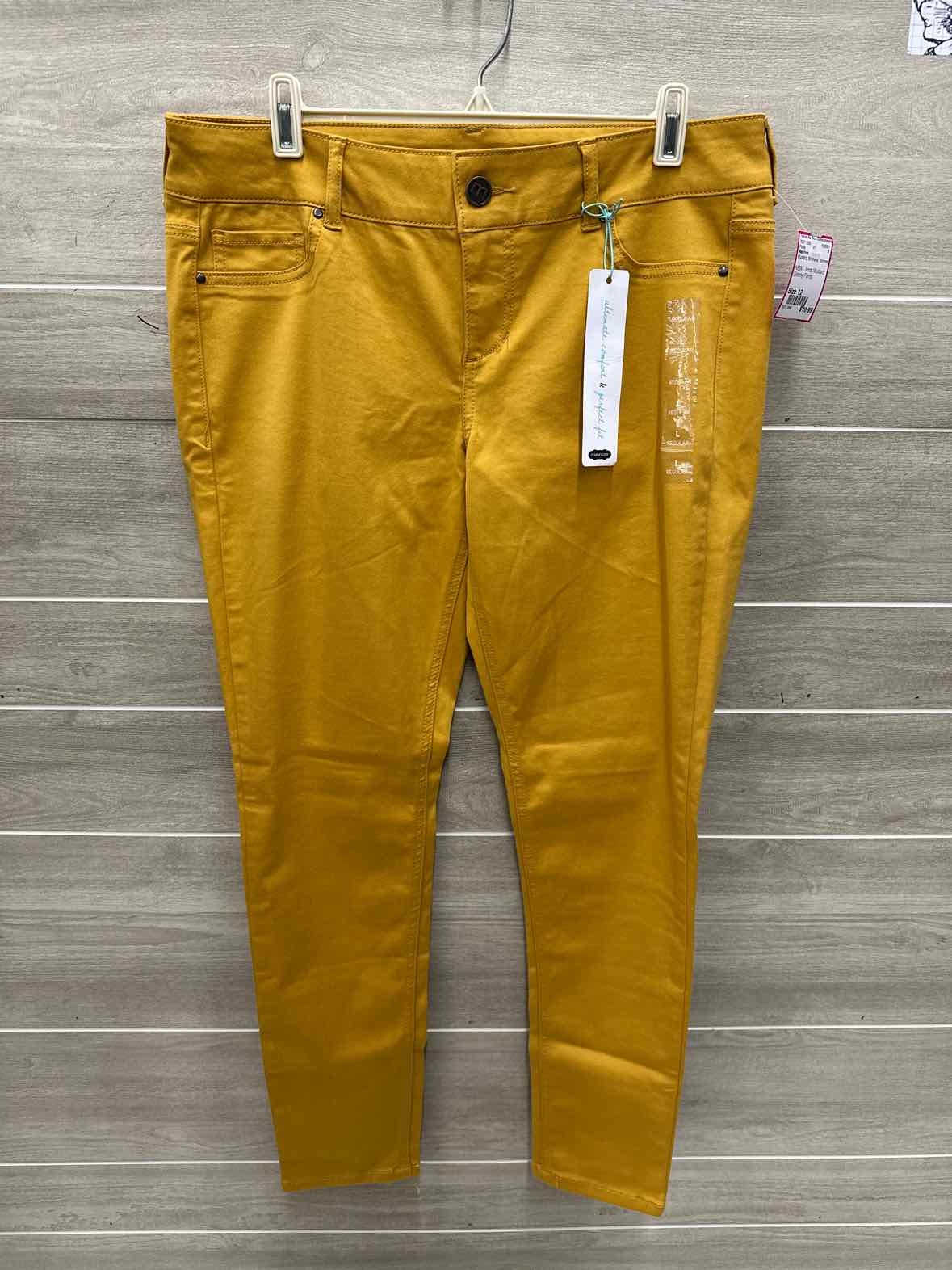 Maurices Size 12 Mustard Womens Pants