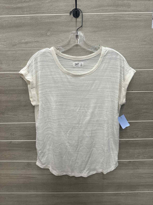 Maurices Size XS Cream Womens Shirt