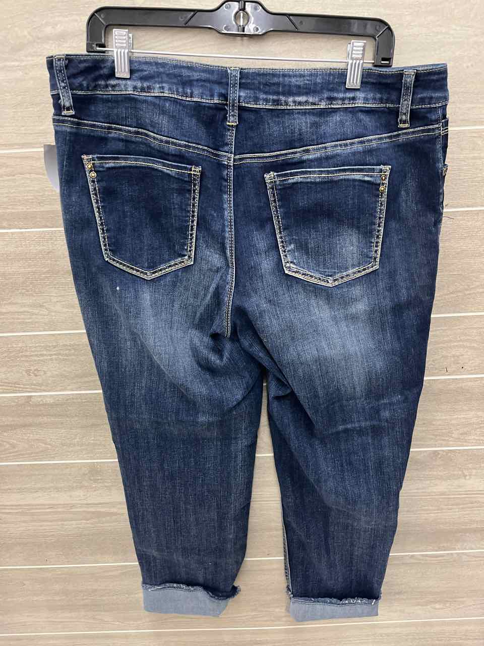 Maurices Blue Womens Women Size 14/16 Jeans