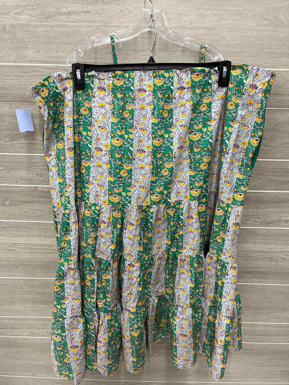 RHODE Size 4X Green Plus Skirt Set