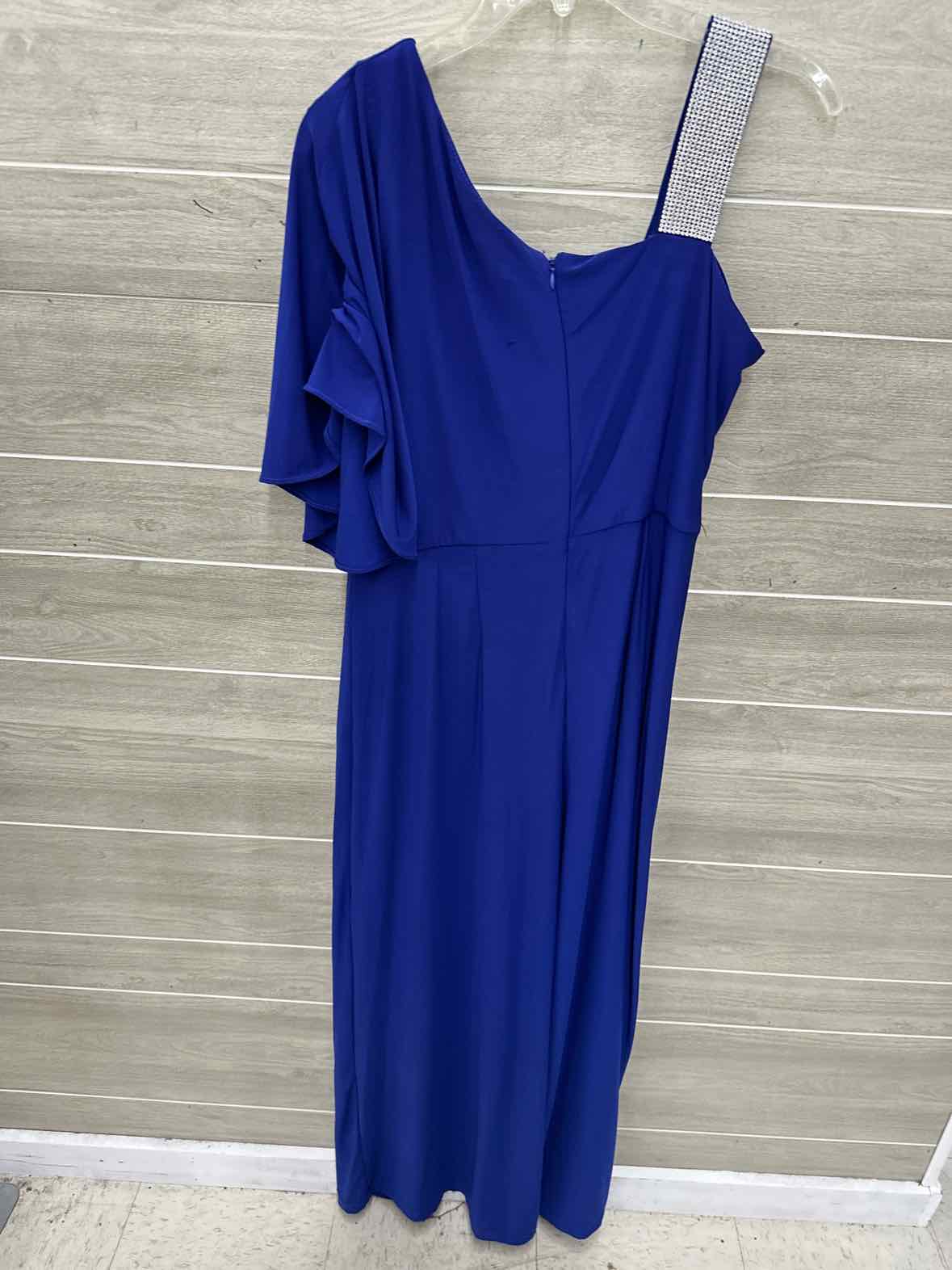 R&M Richards Size 14 Blue Womens Gown/Evening Wear