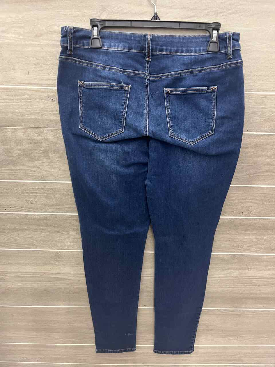 Maurices Size 12/14 Blue Womens Jeans