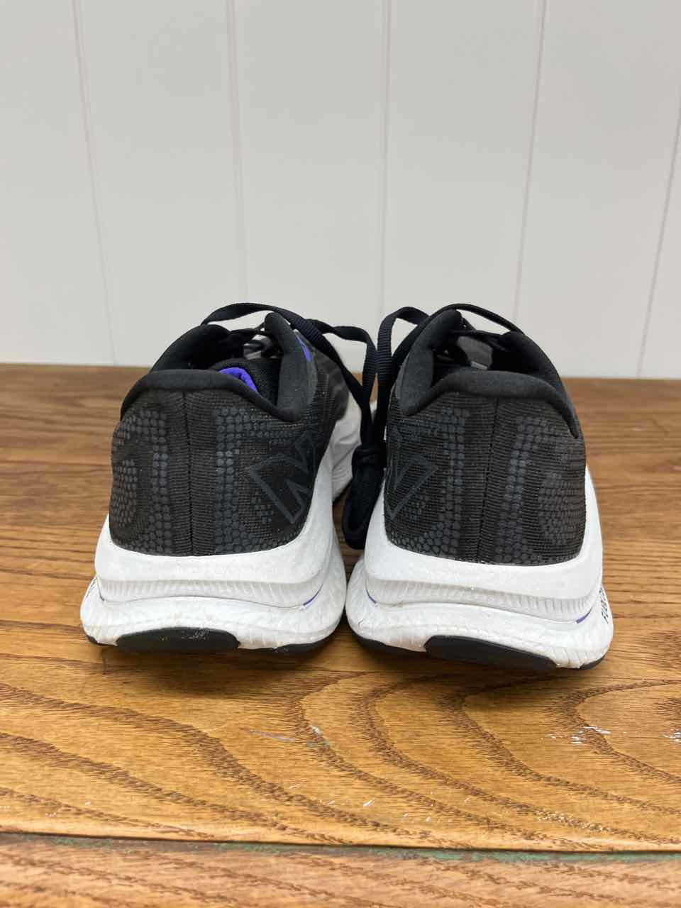 9.5 NB Black Womens Women Size 9.5 Shoes/Footwear