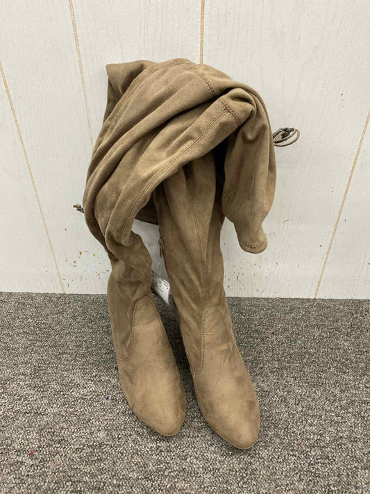 Taupe Womens Size 8.5 Boots