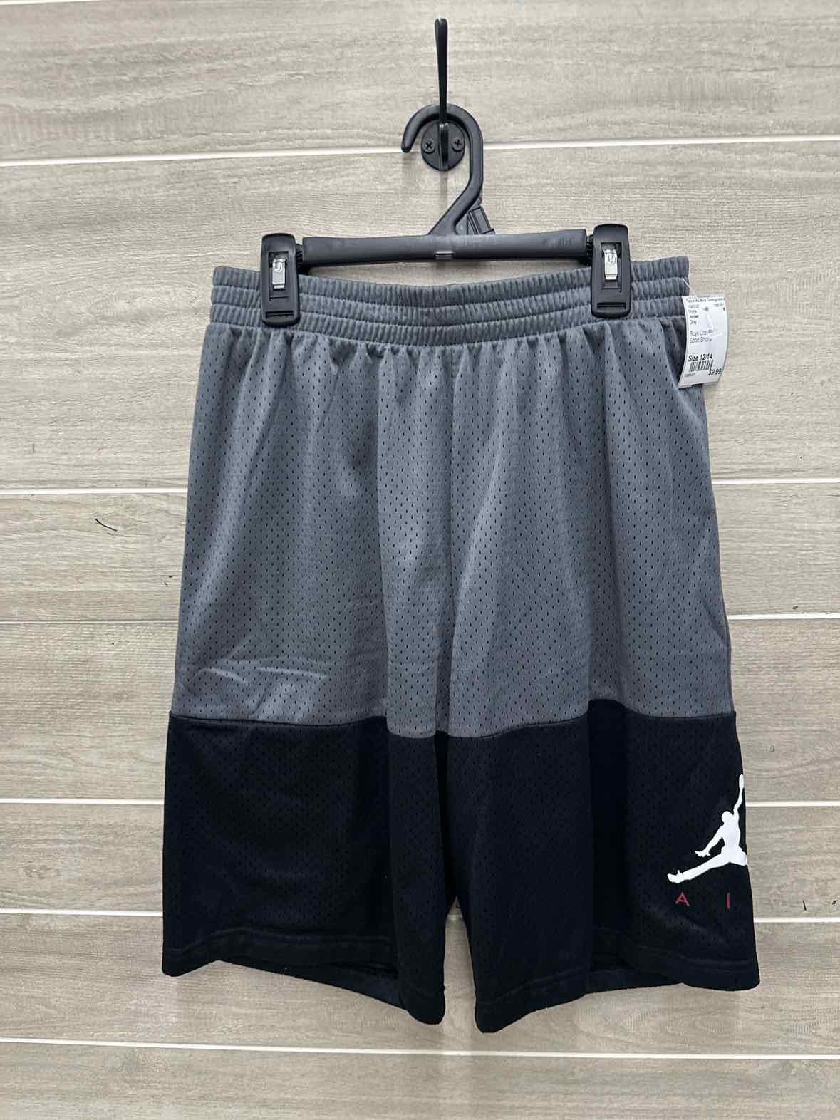 Jordan Boys Size 12/14 Shorts