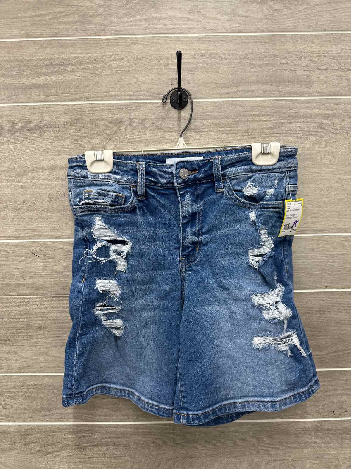 Vervet Size 6 Blue Womens Shorts