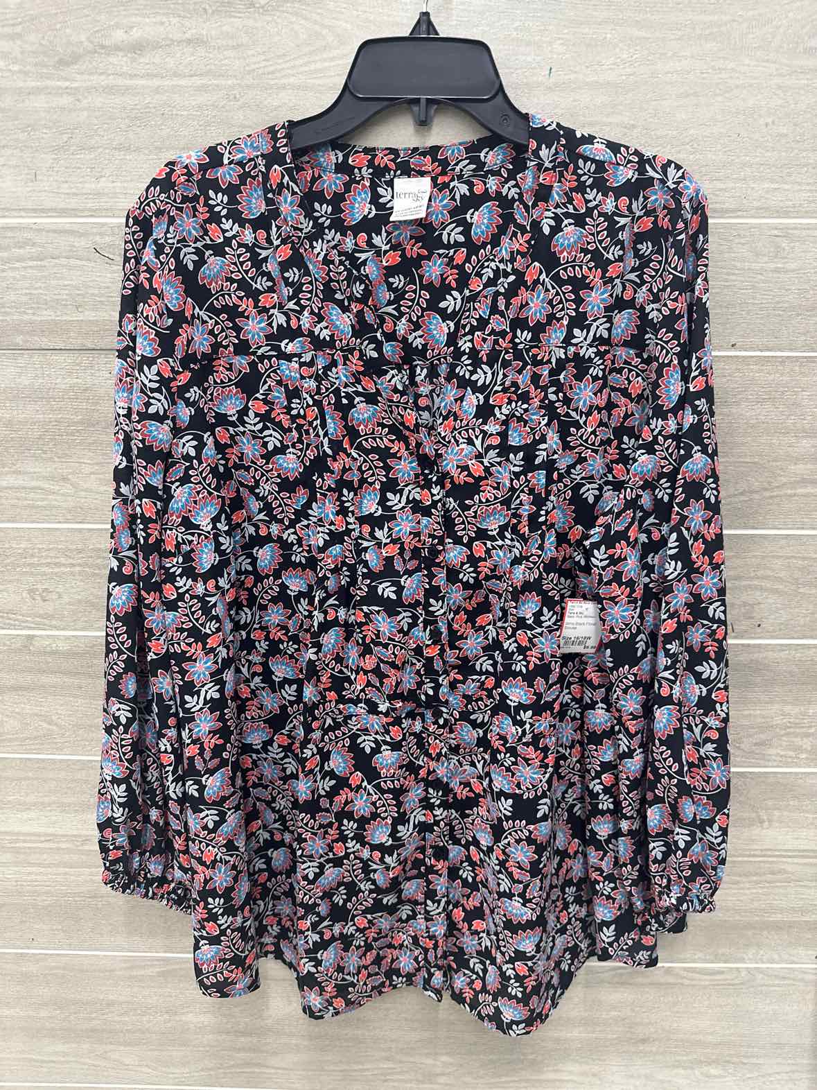 Terra & Sky Size 16/18W Black Plus Shirt