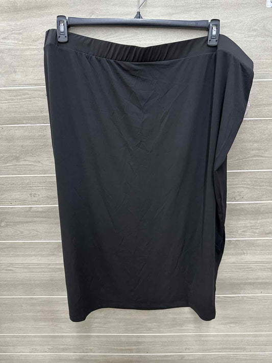 Roamans Size 30/32 Black Plus Skirt
