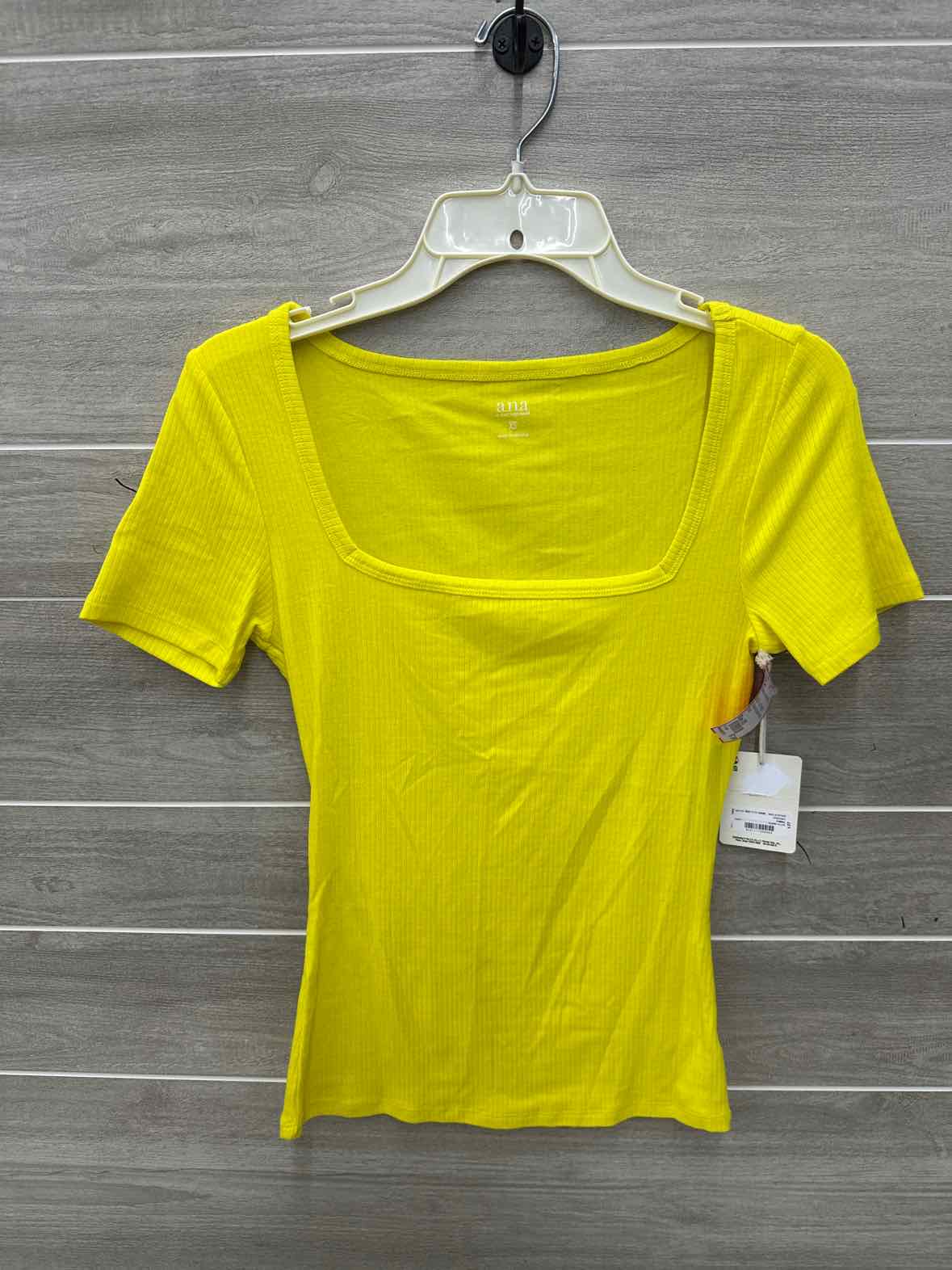 ANA Size XS Yellow Junior Shirt