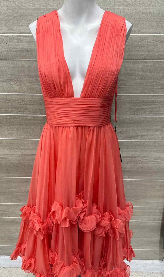 MAC DUGGAL Size 10 Coral Womens Gown/Evening Wear
