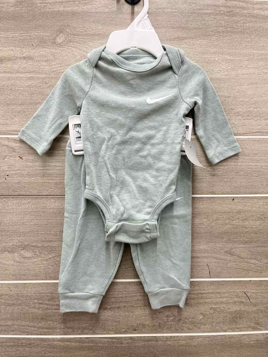 Nike Infant 3 Months 2 PC Ensemble