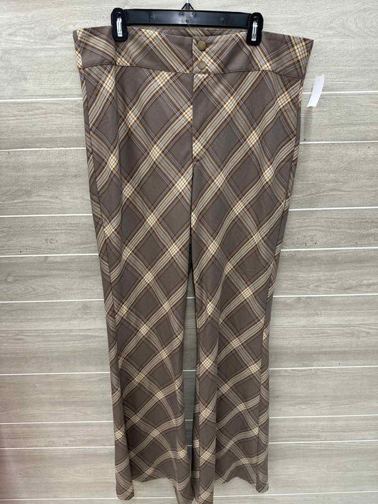 Unique Vintage Taupe Womens Size 1X Tall Pants
