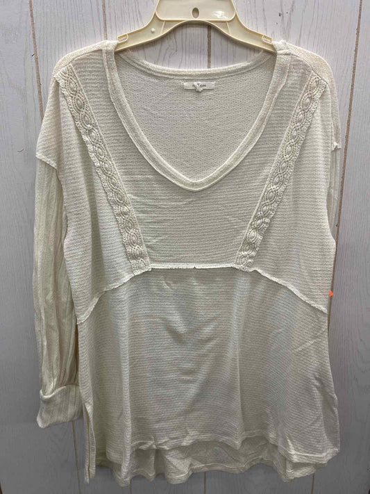 Maurices Cream Womens Size L Shirt