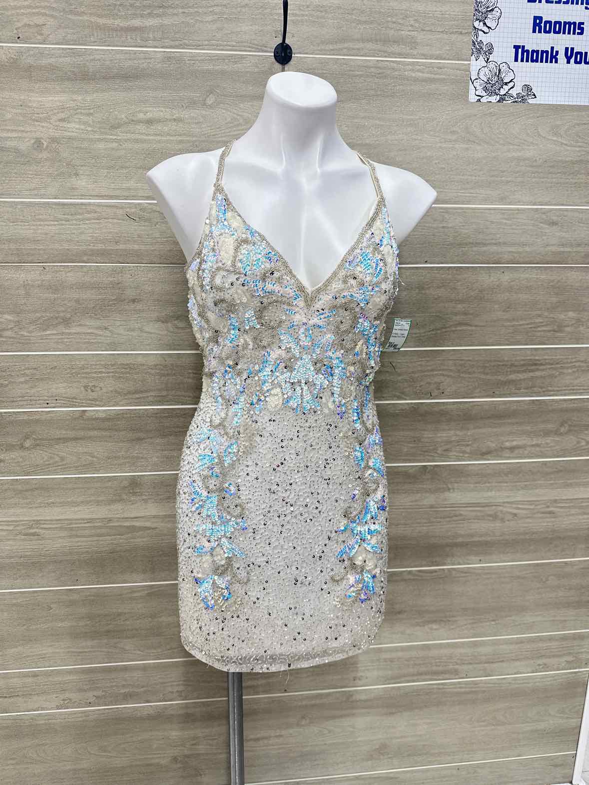 Size 4 Cream Womens Gown/Evening Wear
