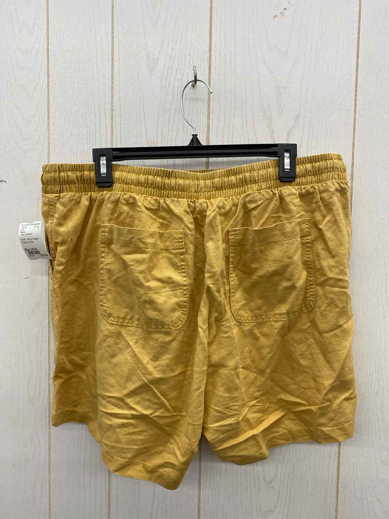 Amazon Yellow Womens Size 14/16 Shorts