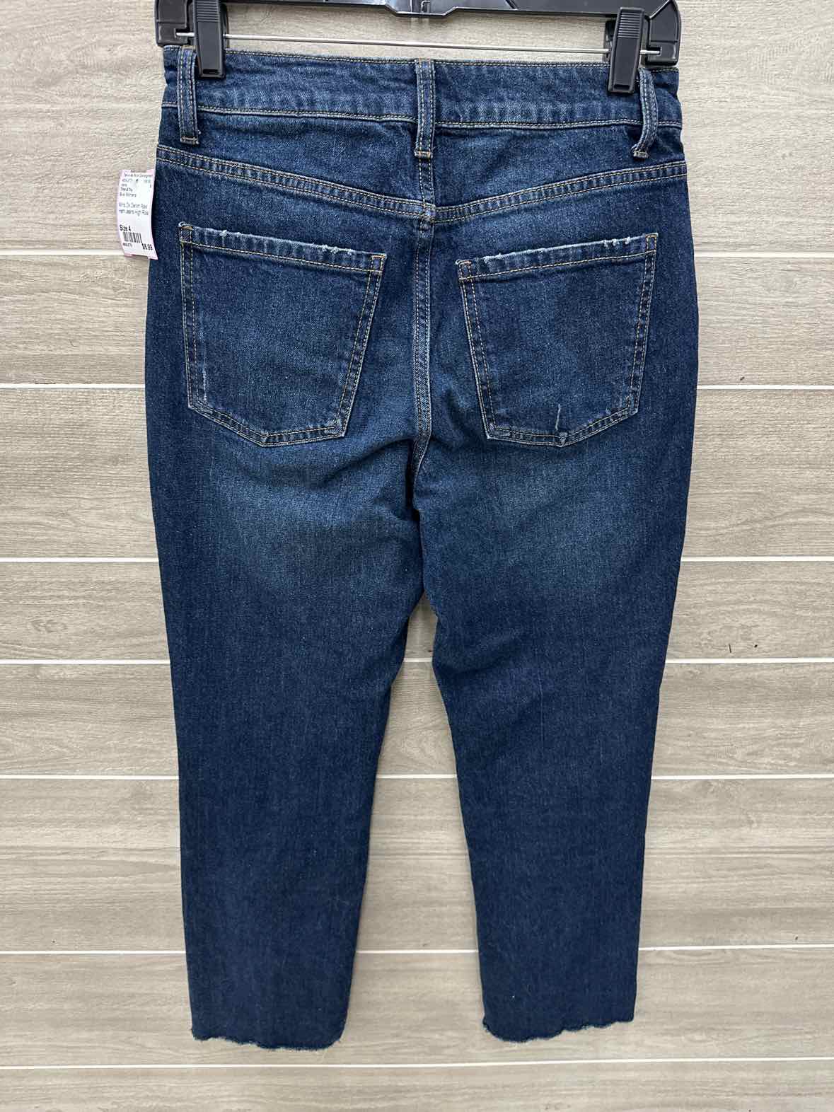 Time & Tru Blue Womens Size 4 Jeans