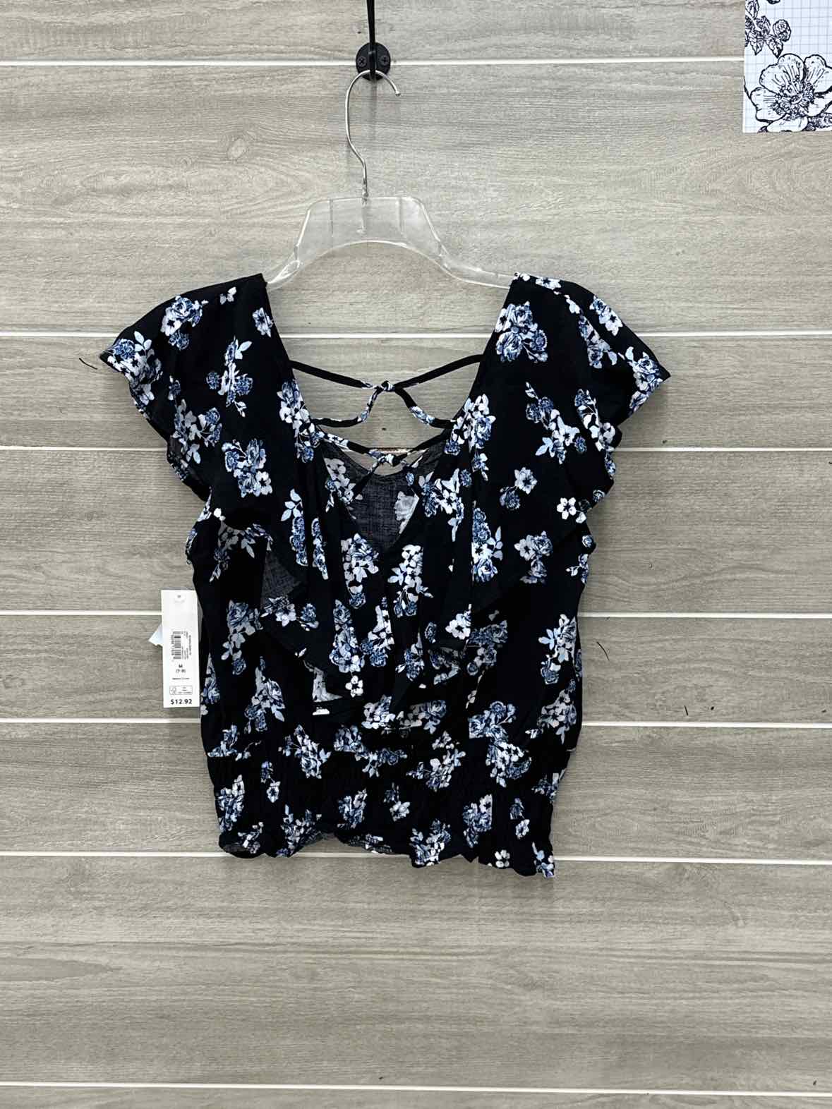 No Boundaries Black Junior Size M Shirt