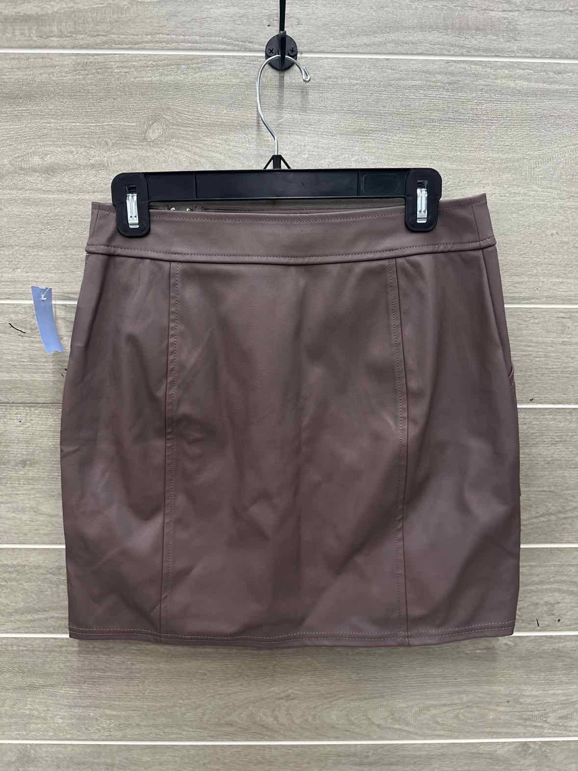 Express Size 6 Taupe Womens Skirt