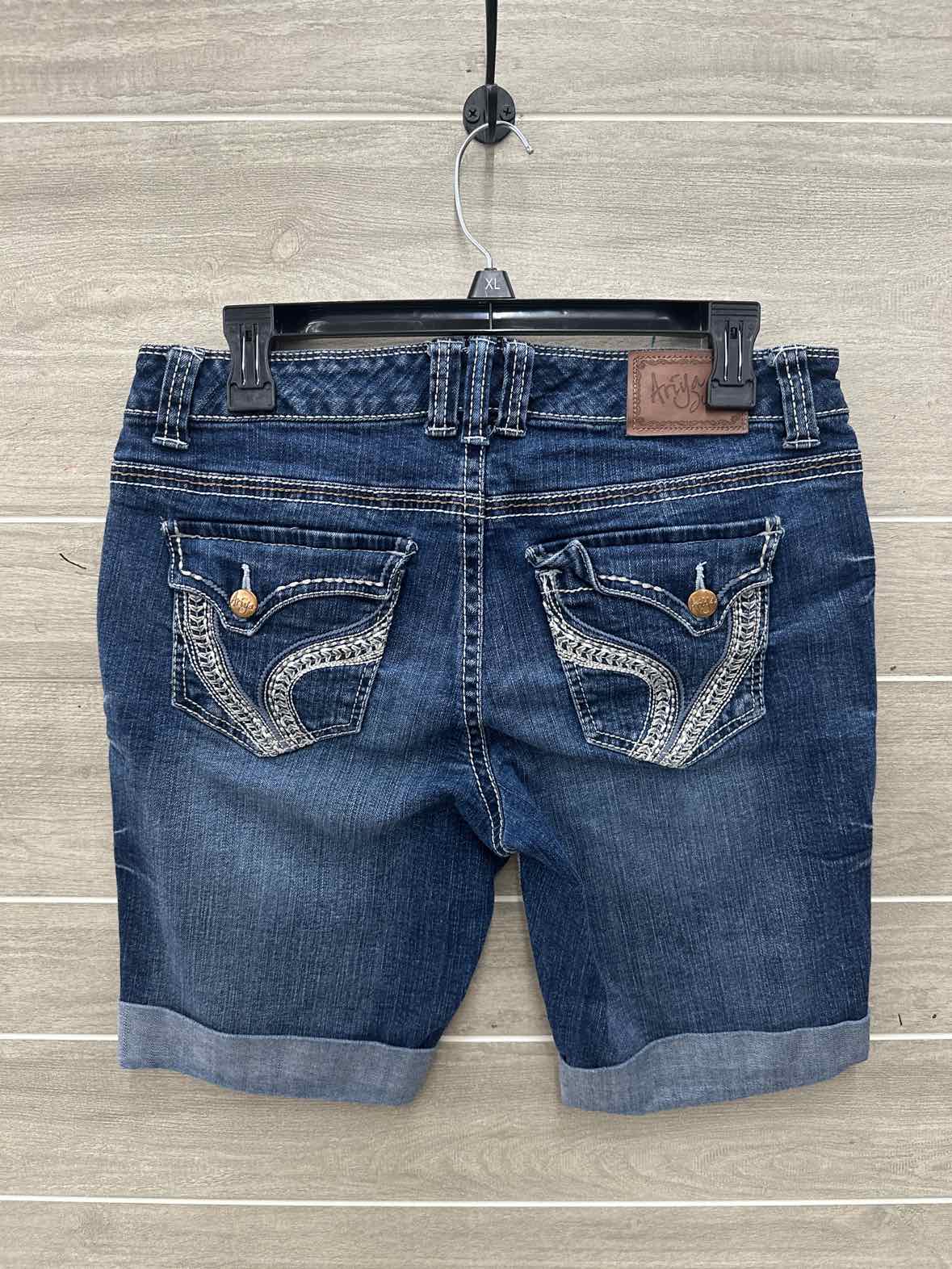 Ariya Size 12/14 Blue Womens Shorts