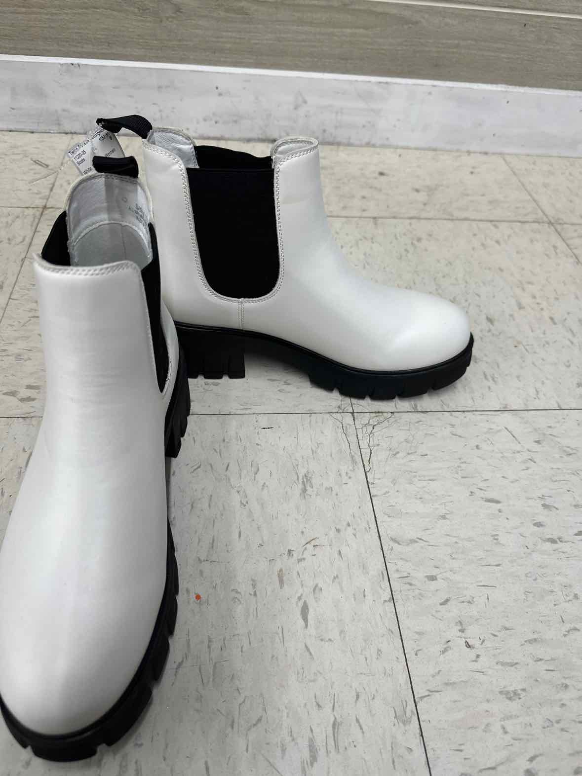 US Shoe Size 10 White Womens Boots