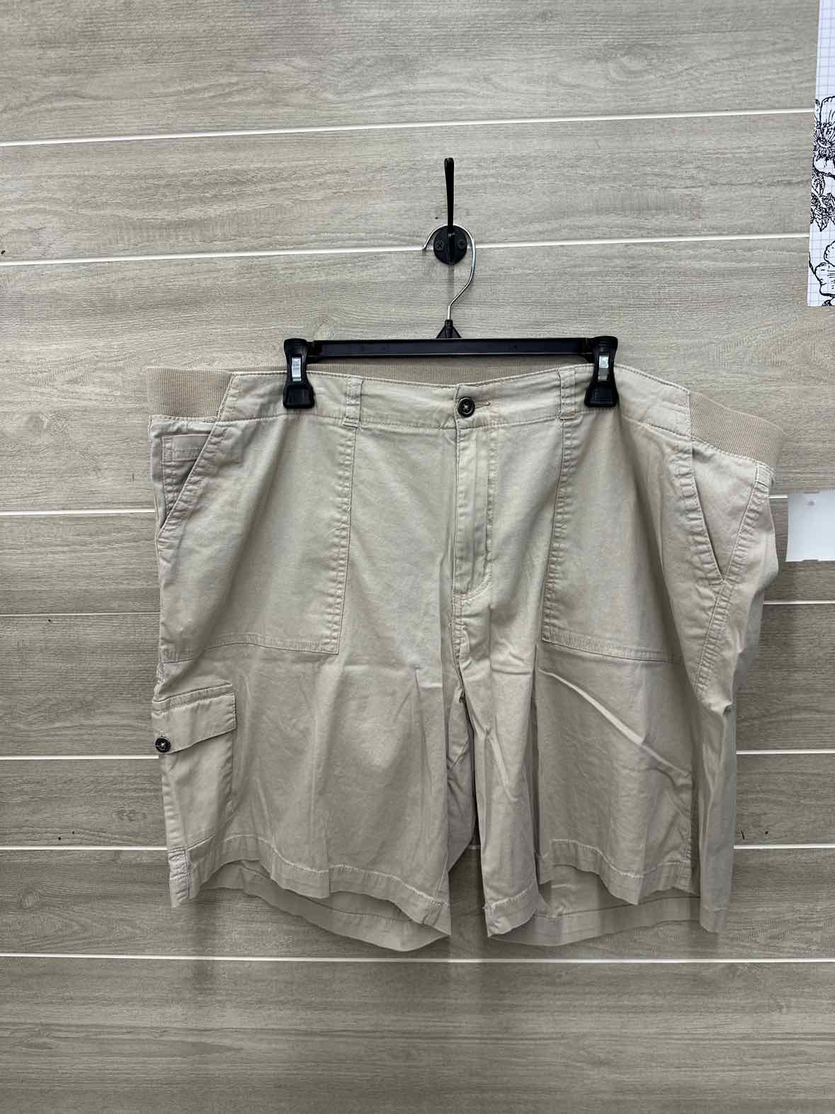 CG/CG Size 20/22W Khaki Plus Shorts