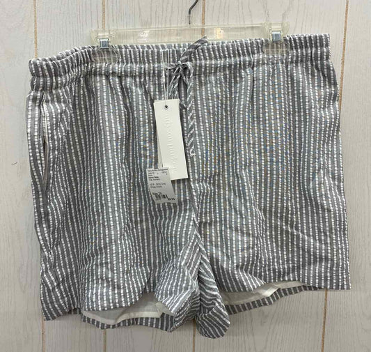 Adyson Parker Gray Womens Size 2X Shorts