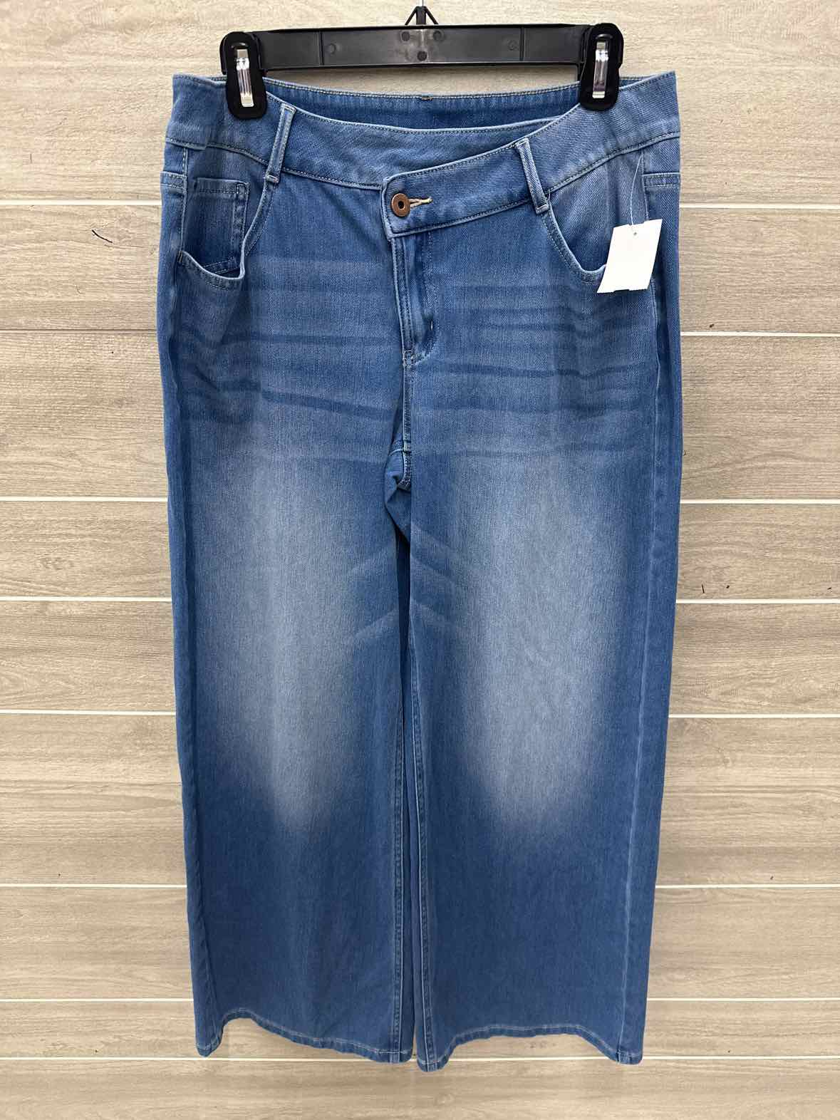 Halara Size M/L Blue Womens Jeans
