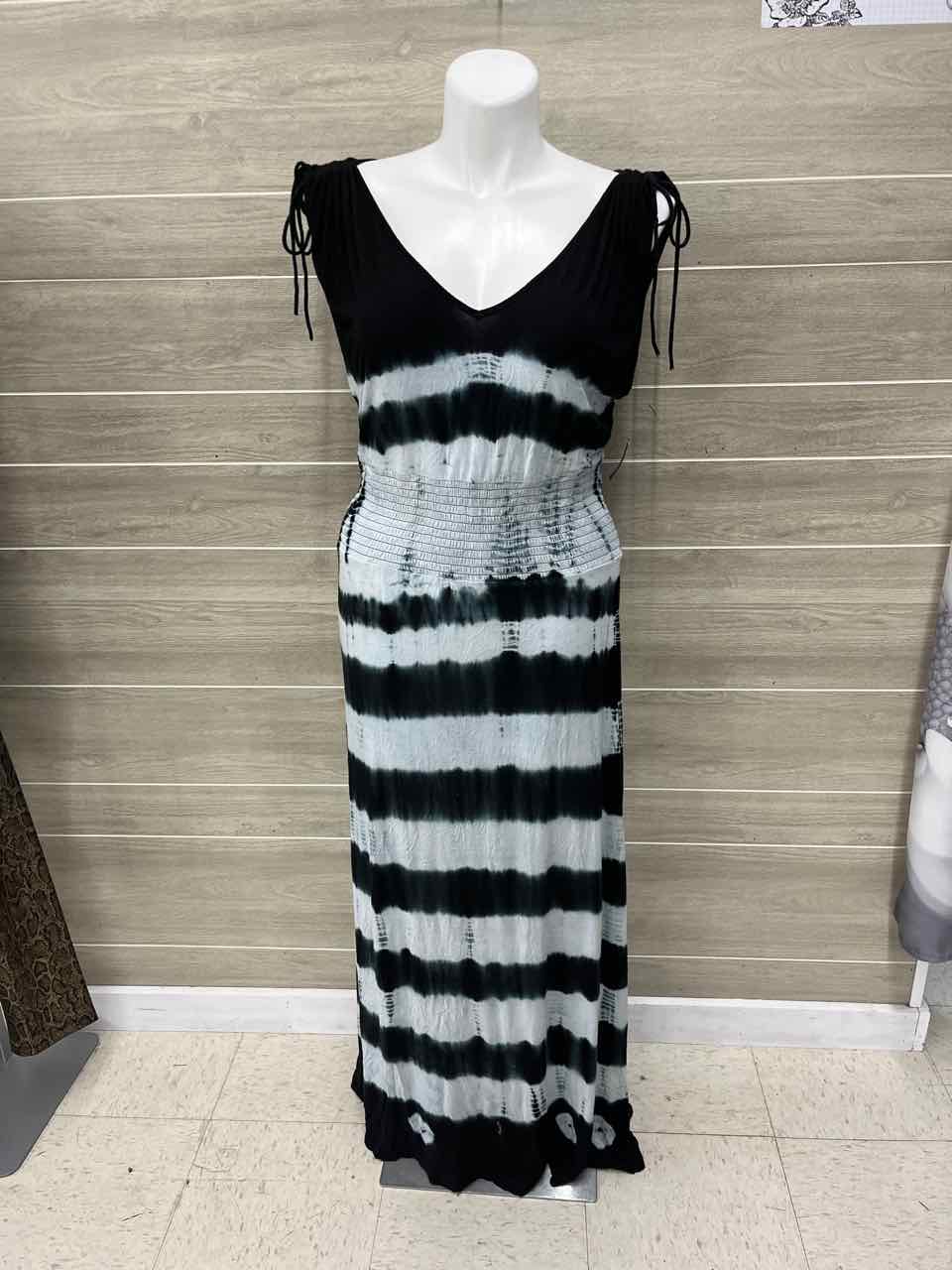 Ashro Size 10/12 Black Womens Dress