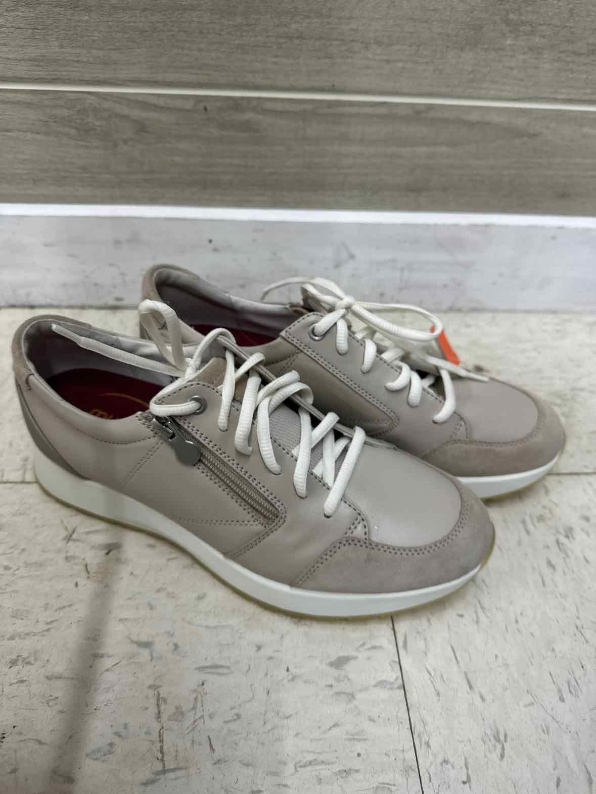 Munro US Shoe Size 10 Beige Womens Shoes/Footwear