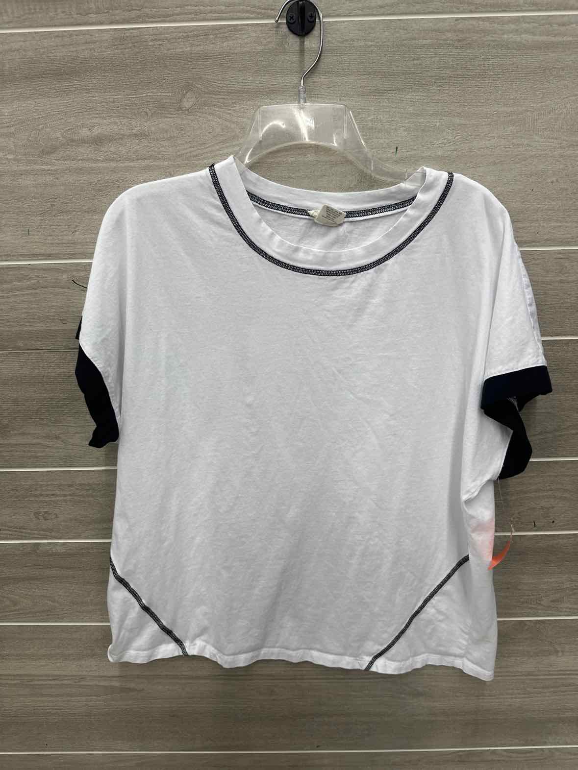 Yelete Size XL White Womens Shirt