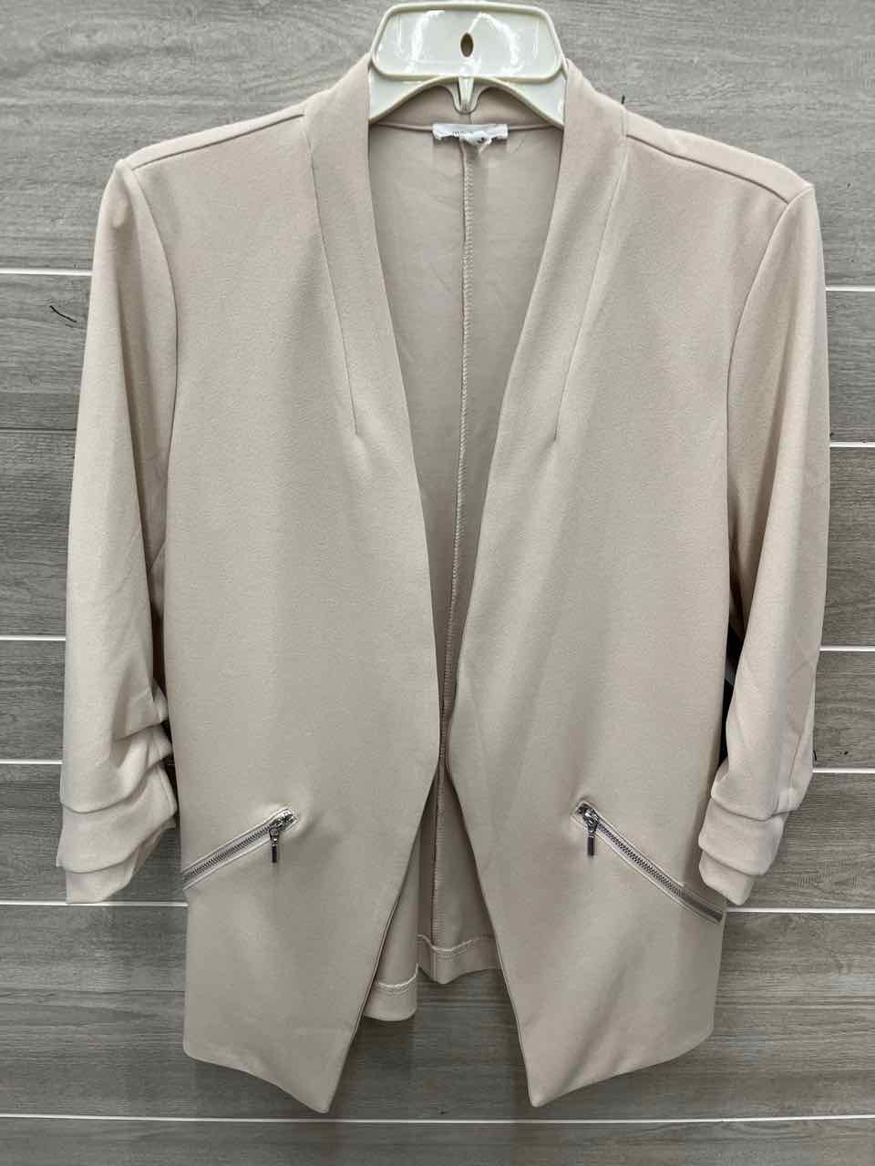 Maurices Size 6/8 Beige Womens Blazer