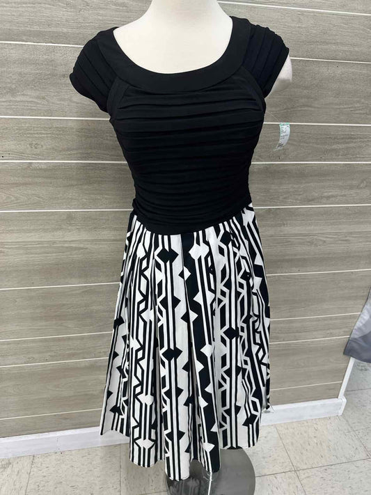 Sangria Black Womens Size 4 Dress