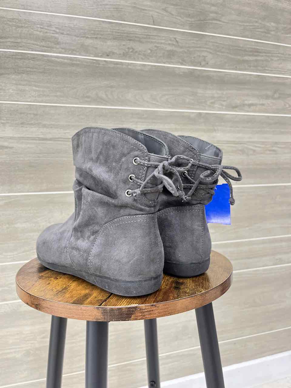 Arizona US Shoe Size 9.5 Gray Womens Boots