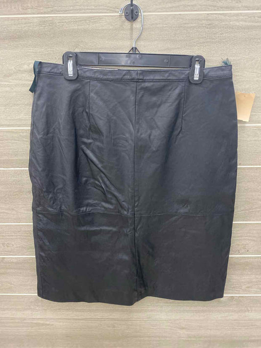 Black Womens Size 10/12 Skirt