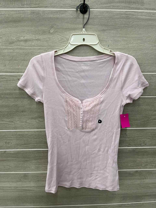 Hollister Size M Pink Junior Shirt