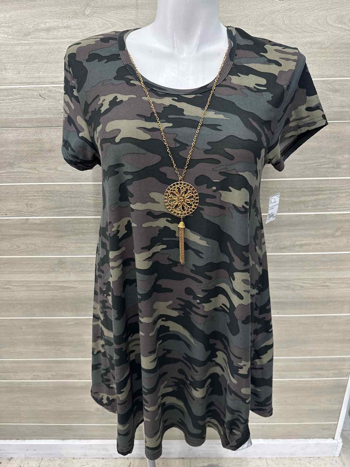 Justify Size 1X Olive Plus Dress