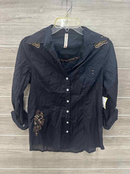 Black Junior Women Size L Shirt