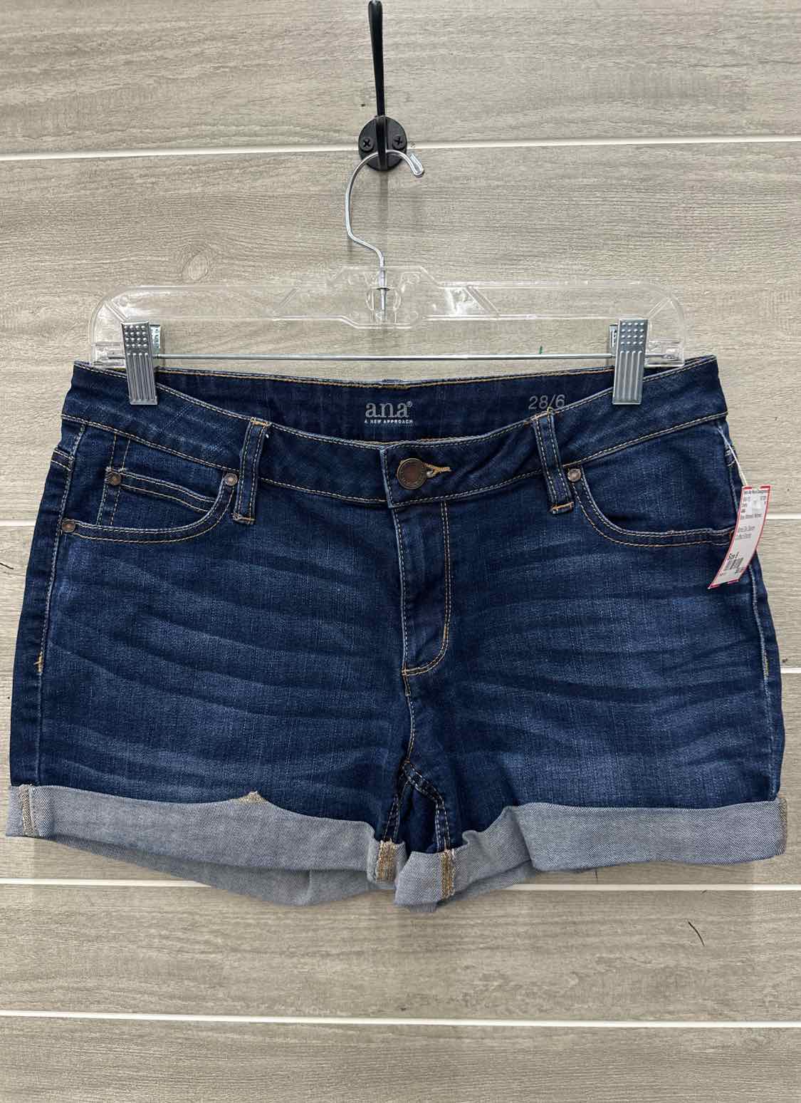 ANA Size 6 Blue Womens Shorts